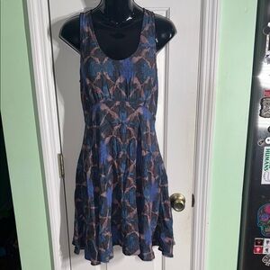 Free People Blue & Pink Pattern Sleeveless Mini Dress Fun Flirty Boho Size 2